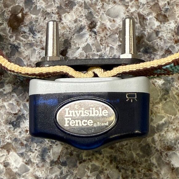 Invisible Fence Microlite MOD: RIG00-11933 With Lupine Adjustable Collar - Picture 1 of 5